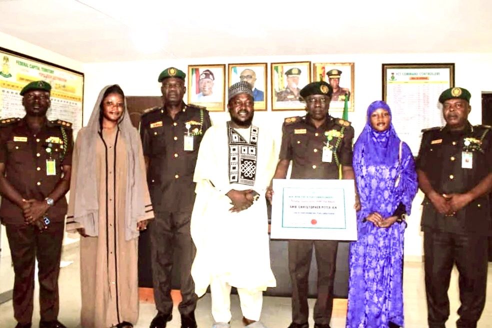 Northern youth ambassadors confers leadership award on NCoS FCT controller