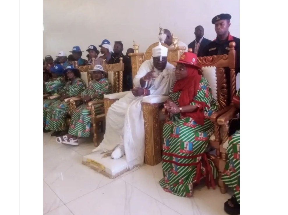 First Lady empowers 1,000 petty traders with N50m in Ile-Ife