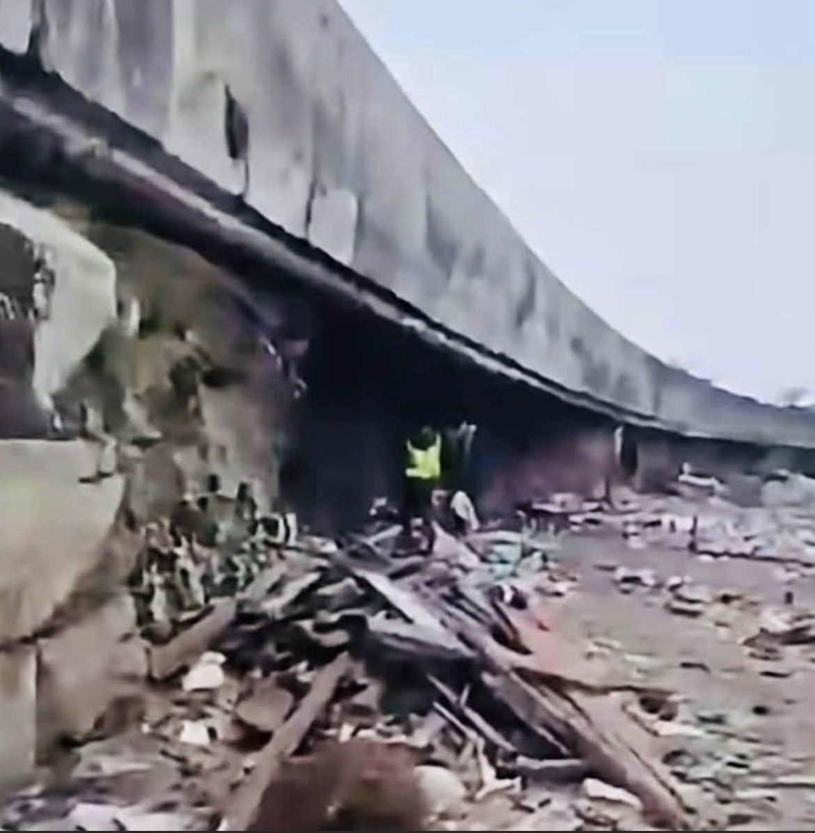 Lagos Arrests 27 Suspects Over Festac-Alakija Bridge Vandalism
