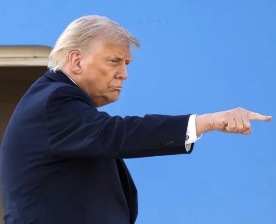 Trump Threatens to Bomb Oman If It Gets in Way of Iran Deal