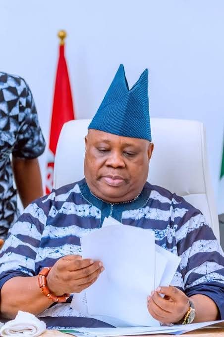 Adeleke disburses N500m to victims of election violence