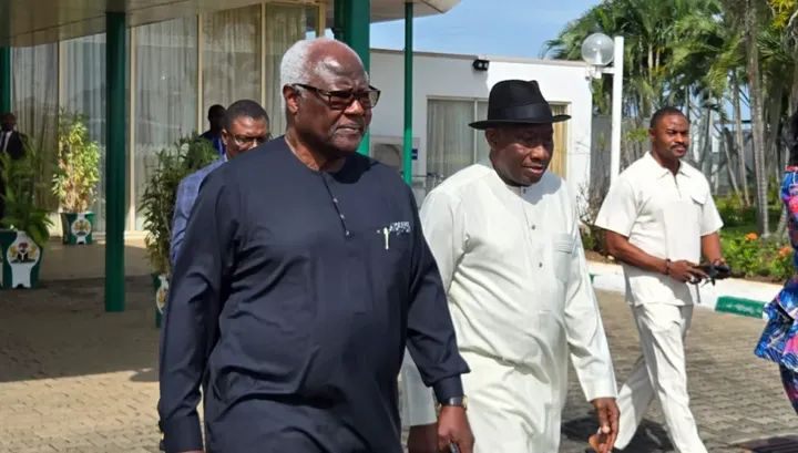 Ex-Sierra Leone President Koroma Returns Home After Treason Case Dropped